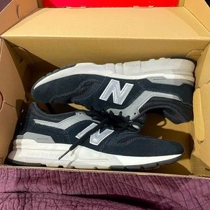 New Balance CM997HCC size 9